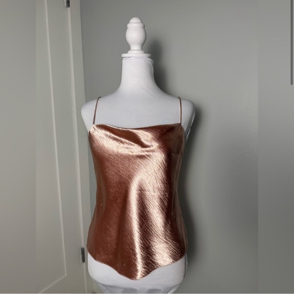 Alice + Olivia Harmon Drapey Silk Tank - Picture 2 of 10